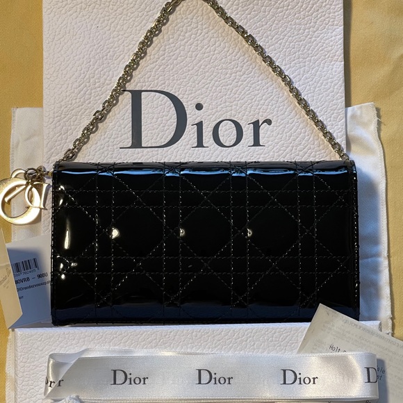 SOLD Christian Dior - Patent Lady Dior with chain auth - Picture 8 of 10